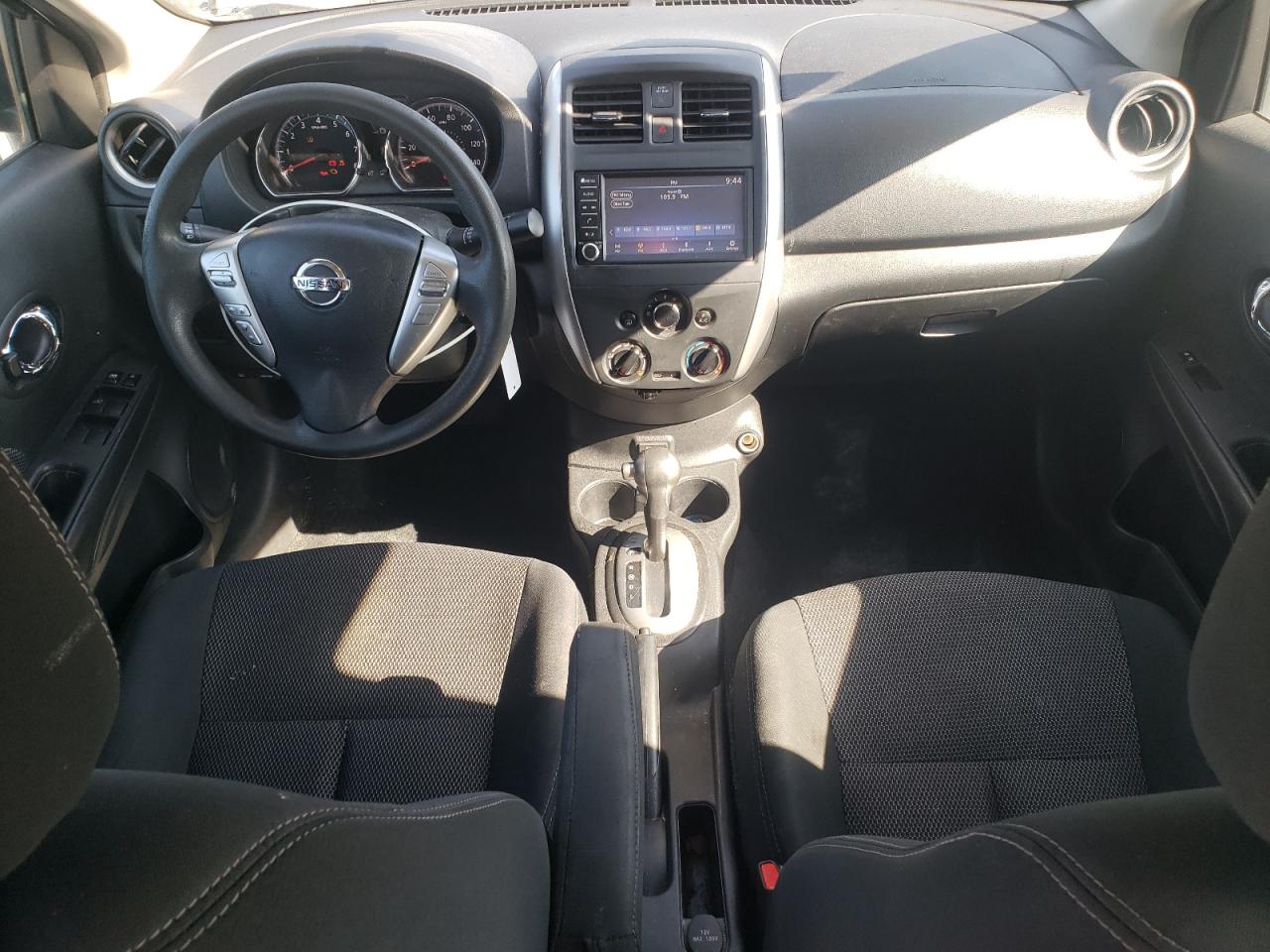 NISSAN VERSA S