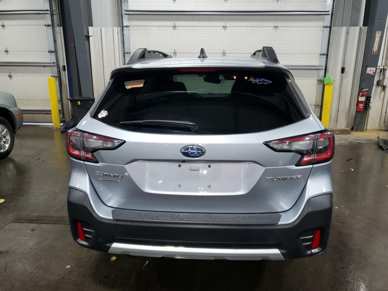 SUBARU OUTBACK LIMITED