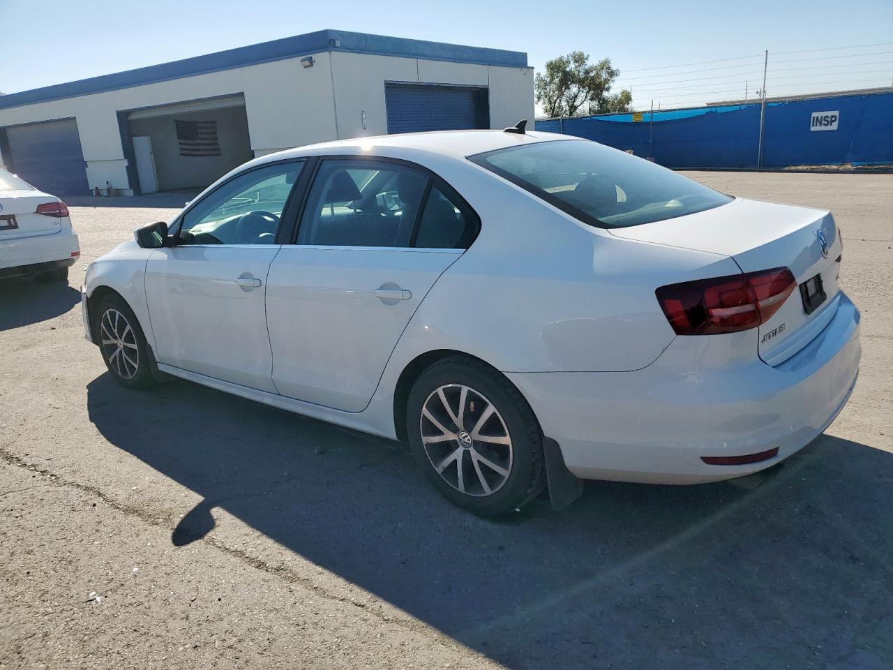 VOLKSWAGEN JETTA SE