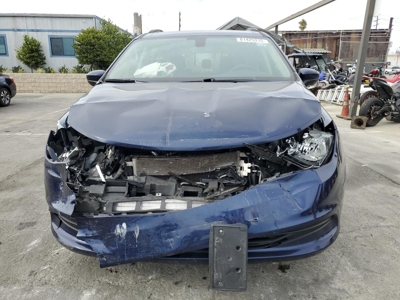 CHRYSLER VOYAGER LXI