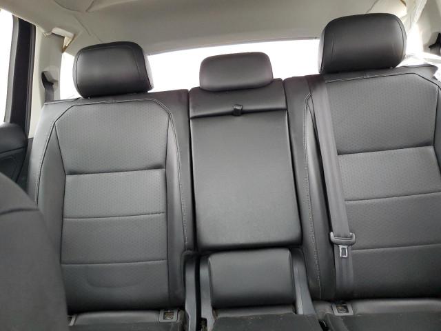 2018 VOLKSWAGEN TIGUAN SE - 3VV3B7AX6JM008695