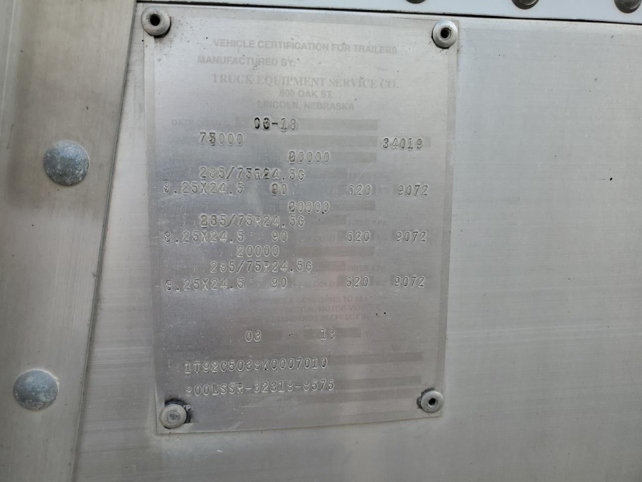 Lot #3291242002 2019 CORNHUSKER GRAINAILER