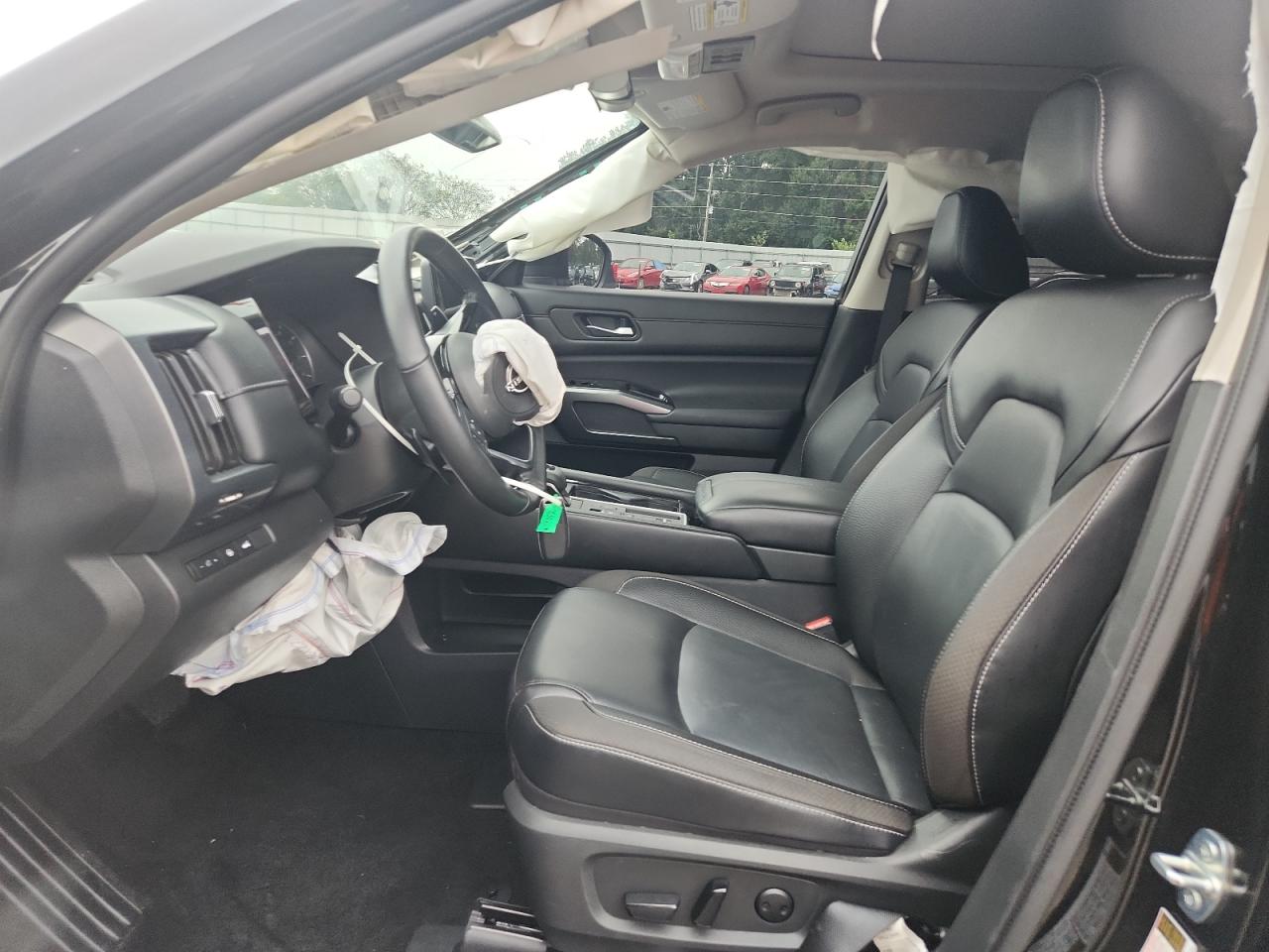 NISSAN PATHFINDER SL