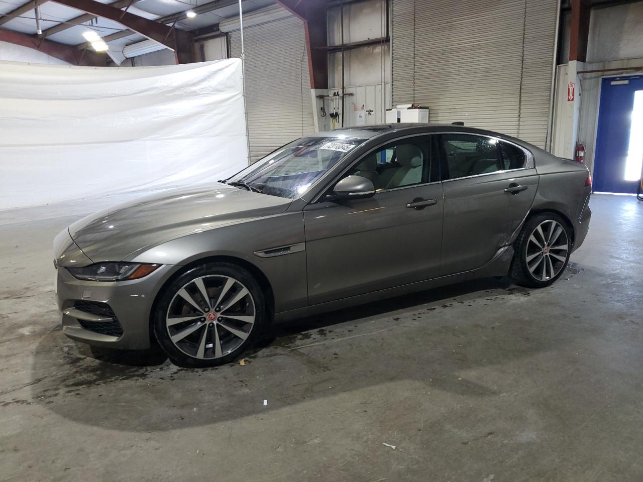 JAGUAR XE S