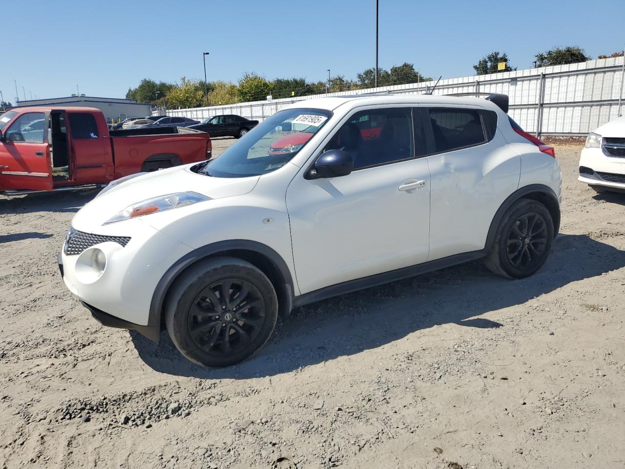 NISSAN JUKE S