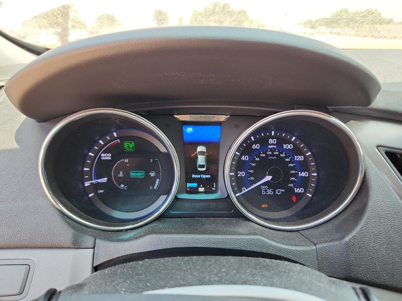 HYUNDAI SONATA HYBRID
