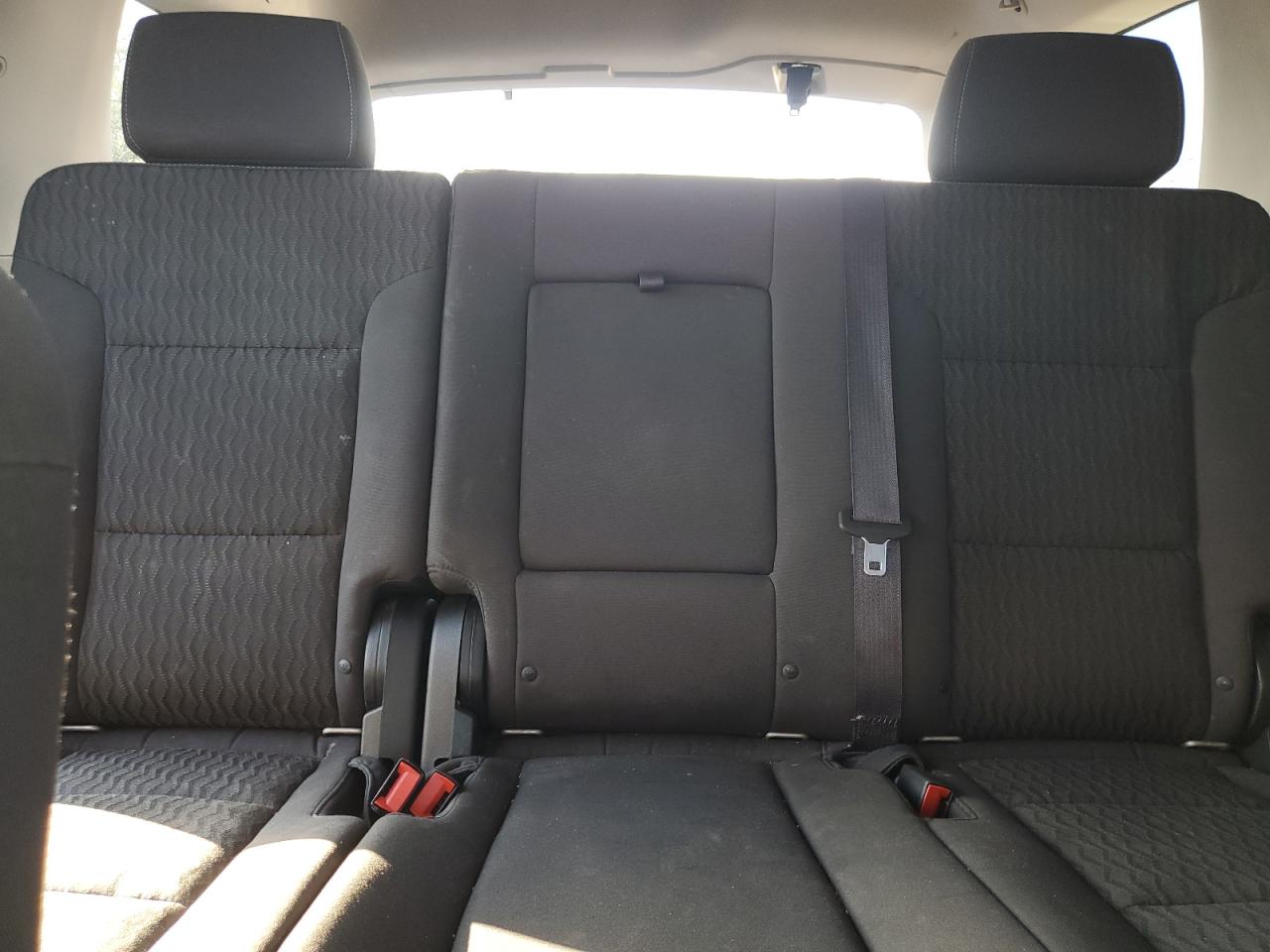 CHEVROLET TAHOE C1500 LS