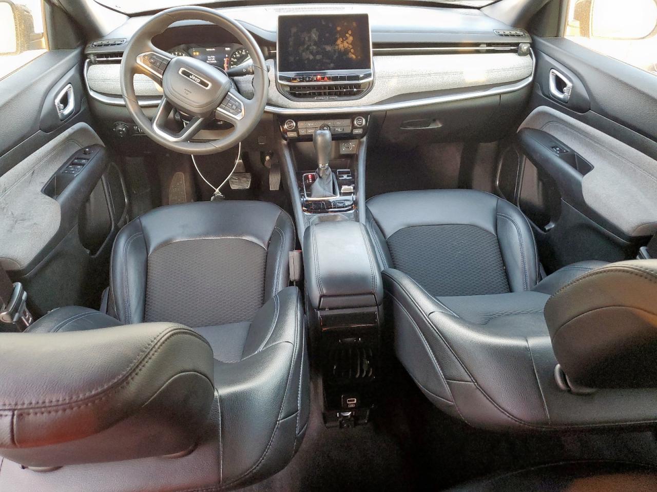 JEEP COMPASS LATITUDE