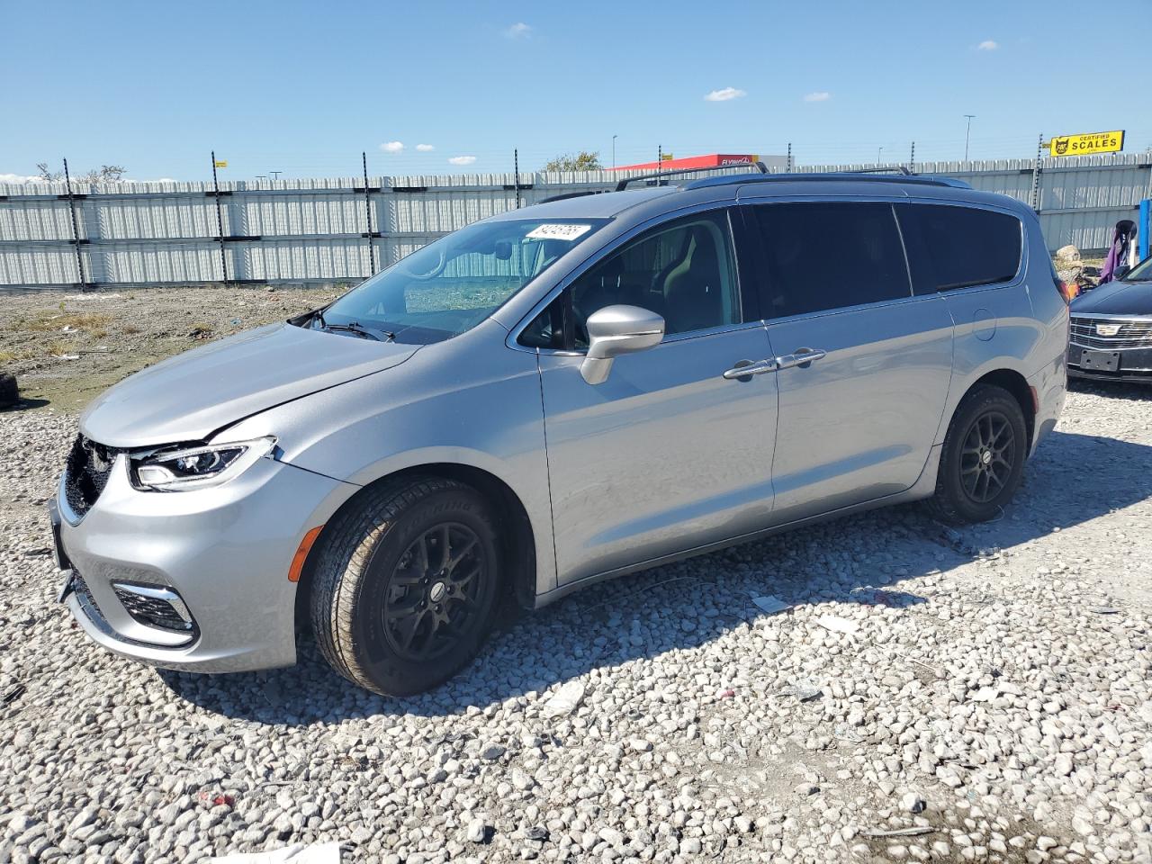 CHRYSLER PACIFICA TOURING L
