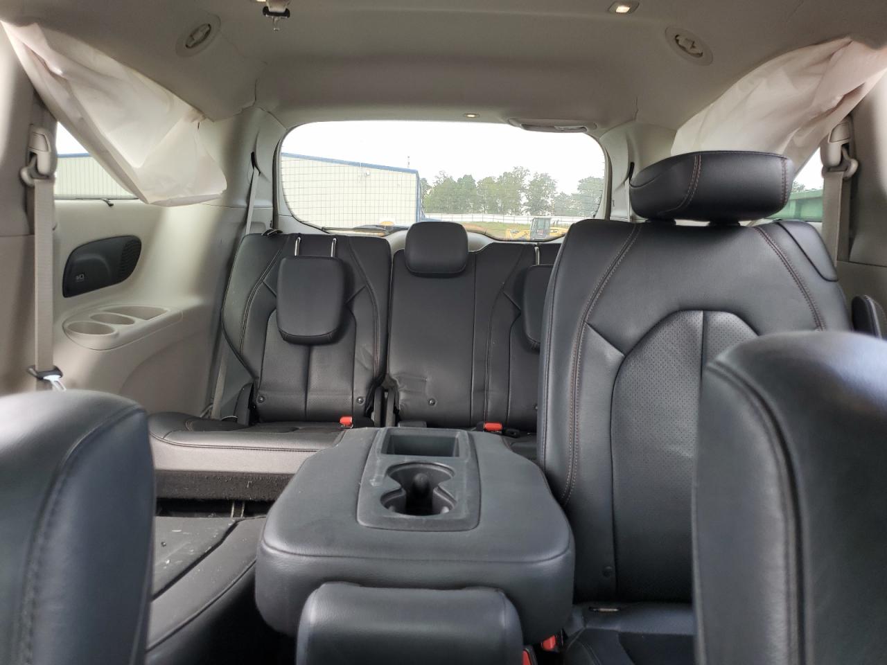 CHRYSLER PACIFICA TOURING L PLUS