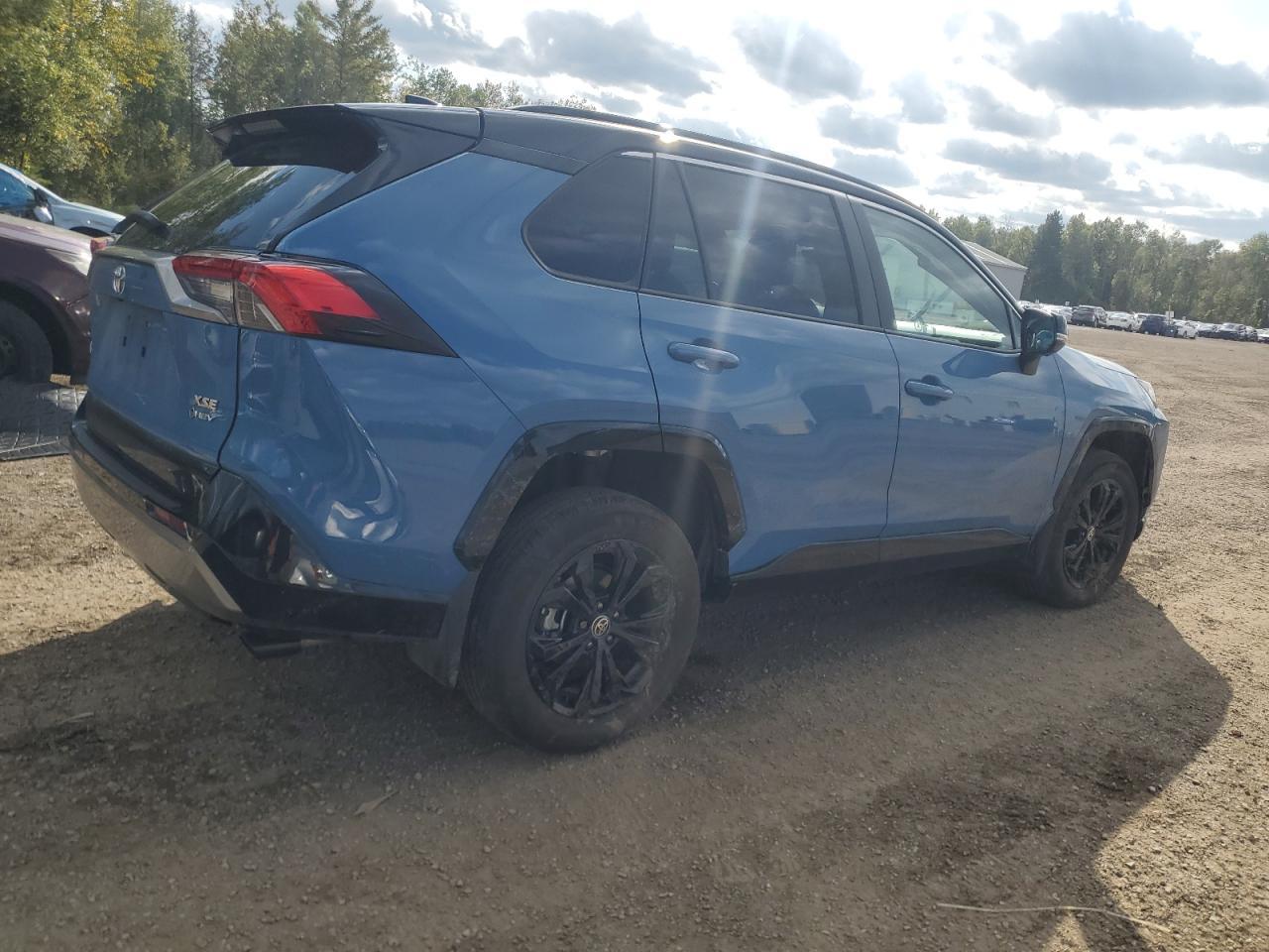 TOYOTA RAV4 XSE
