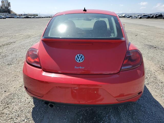 2018 VOLKSWAGEN BEETLE S 3VWFD7AT1JM703165