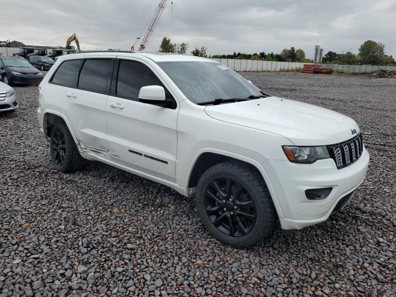 JEEP GRAND CHEROKEE LAREDO