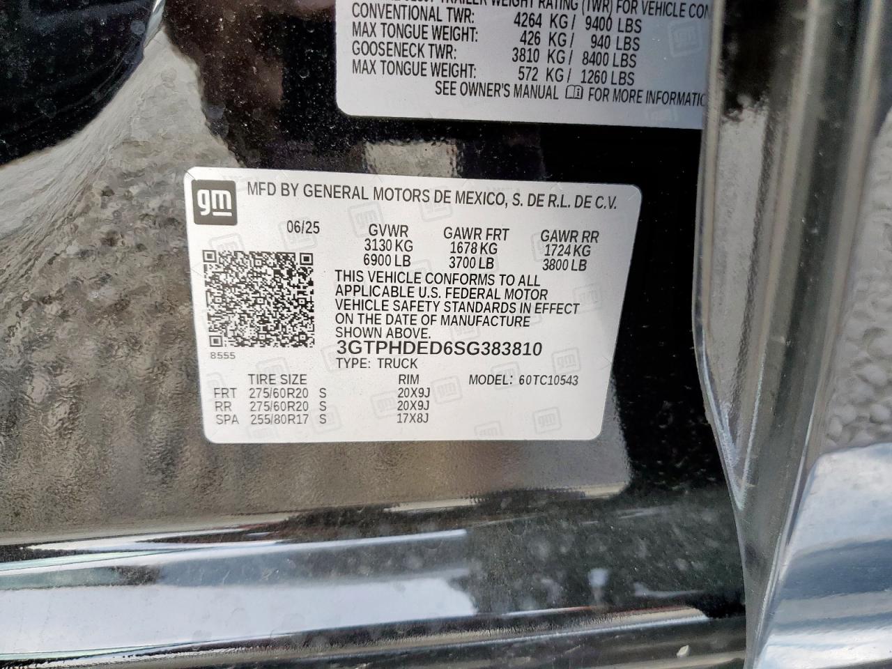 GMC SIERRA C1500 SLT