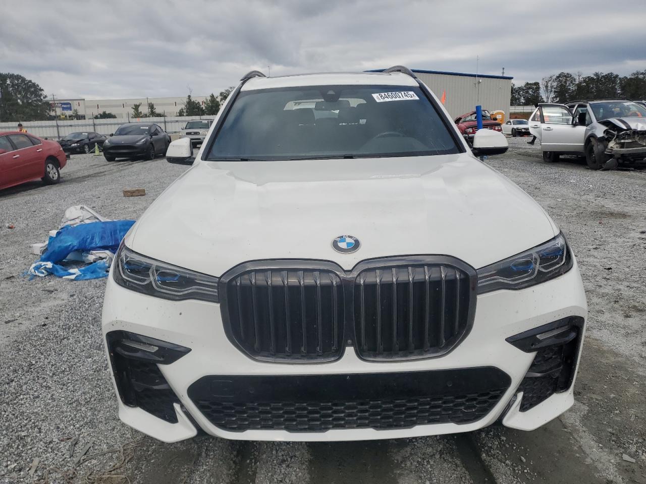 BMW X7 M50I