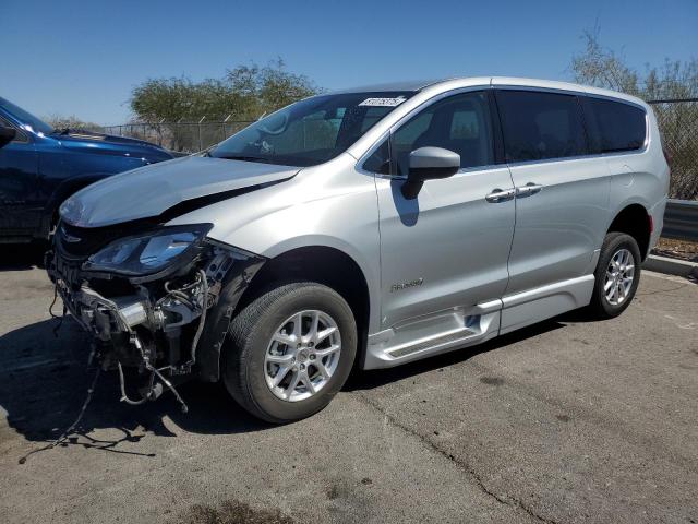 Global Auto Auctions: 2022 CHRYSLER VOYAGER LX