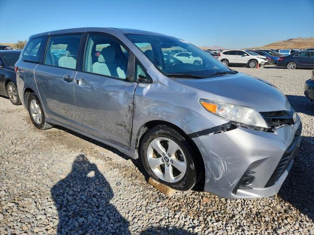 2018 TOYOTA SIENNA L 5TDZZ3DC1JS938283