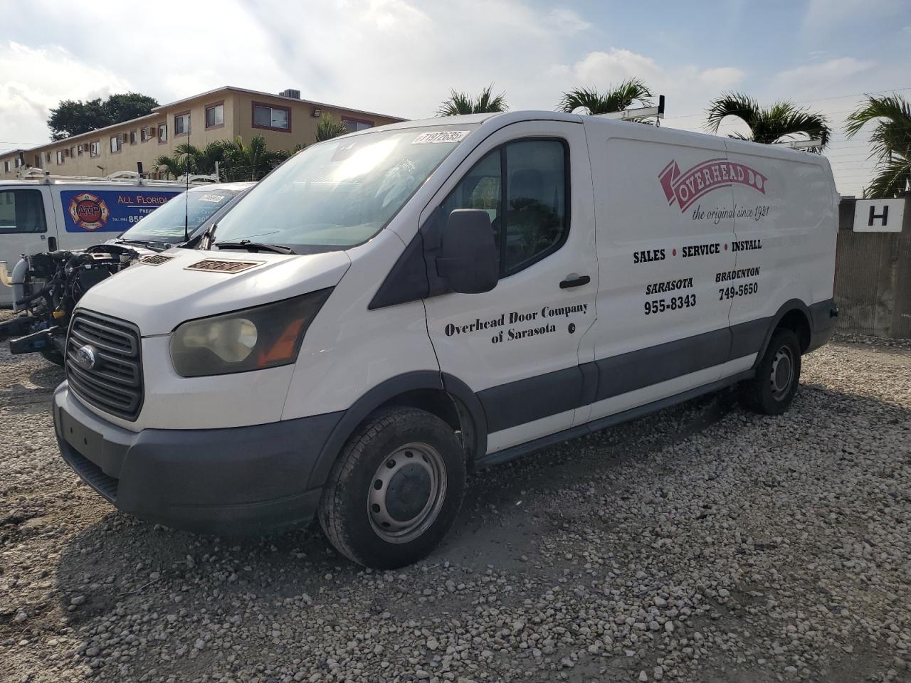 FORD TRANSIT T-250