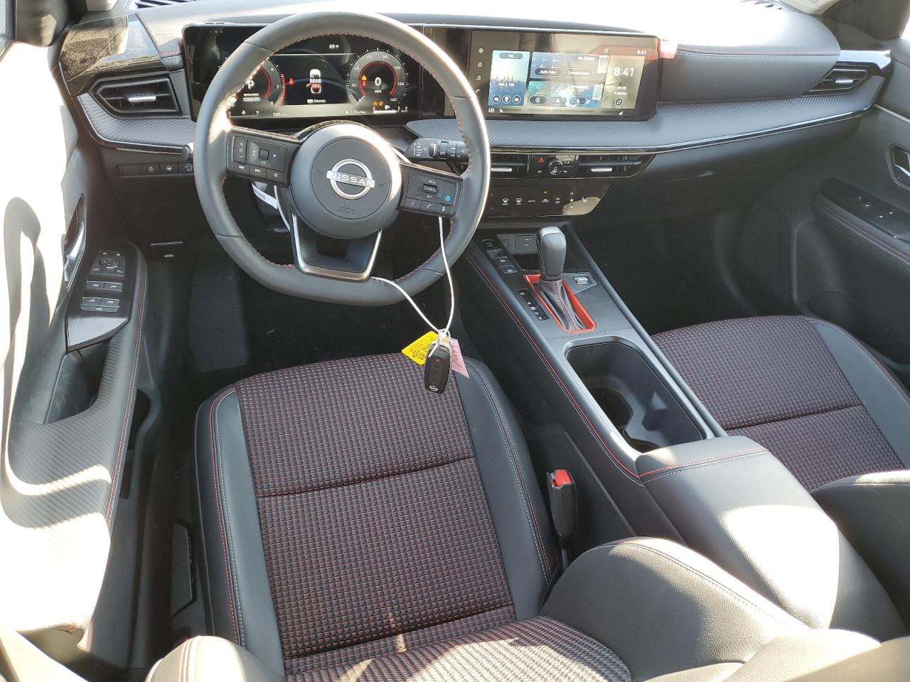 NISSAN KICKS SR
