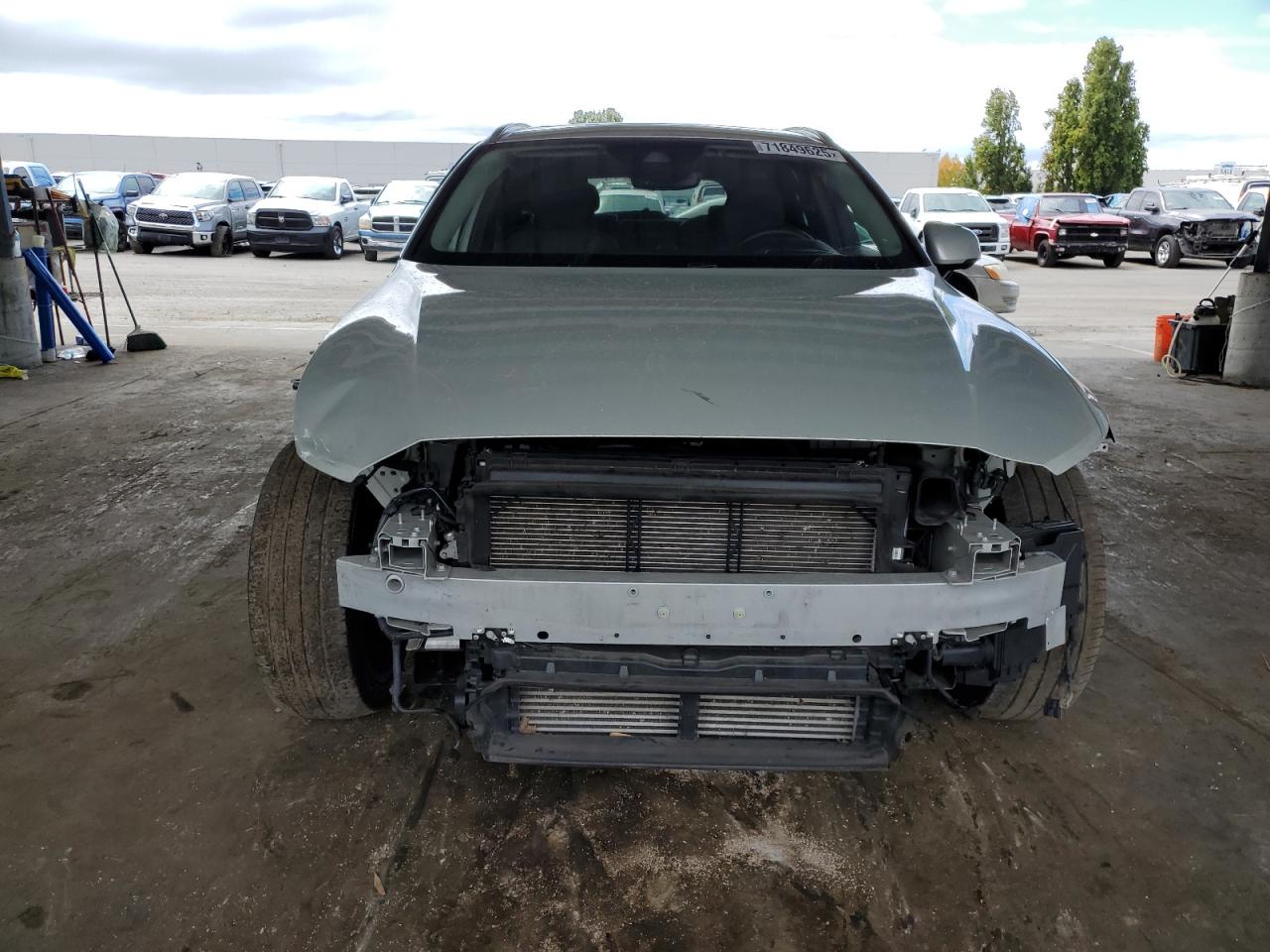 VOLVO V60 T5 MOMENTUM