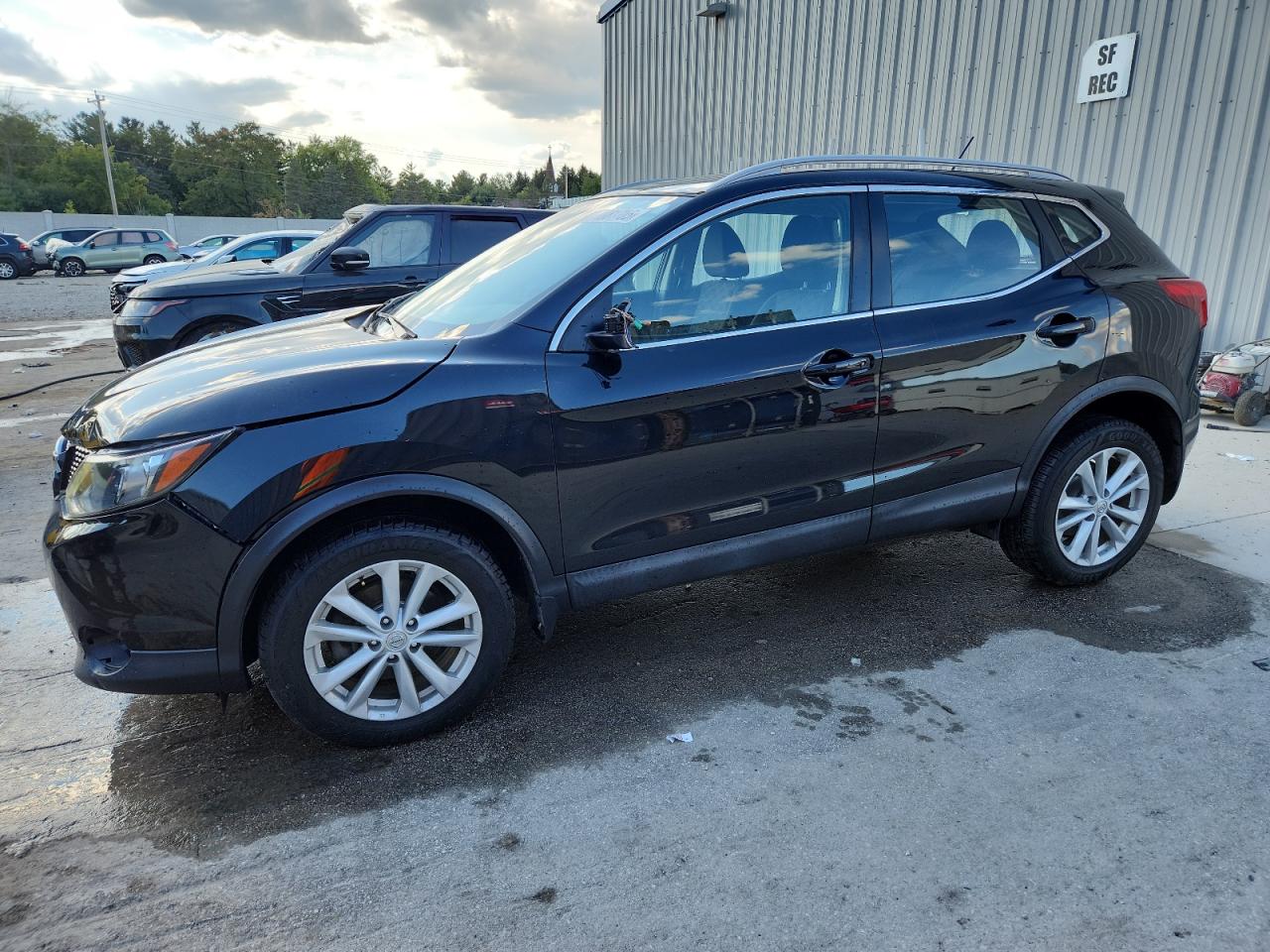 NISSAN ROGUE SPORT S