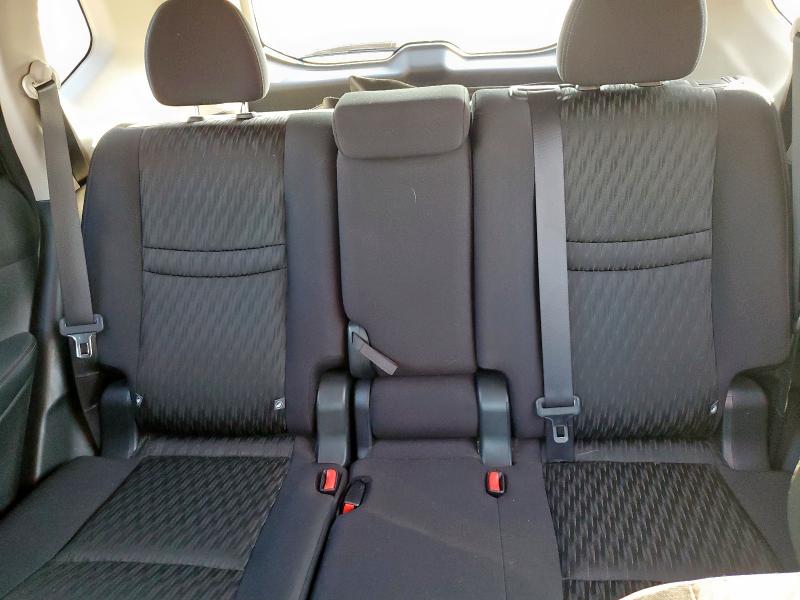 2017 NISSAN ROGUE SV 5N1AT2MV9HC768823