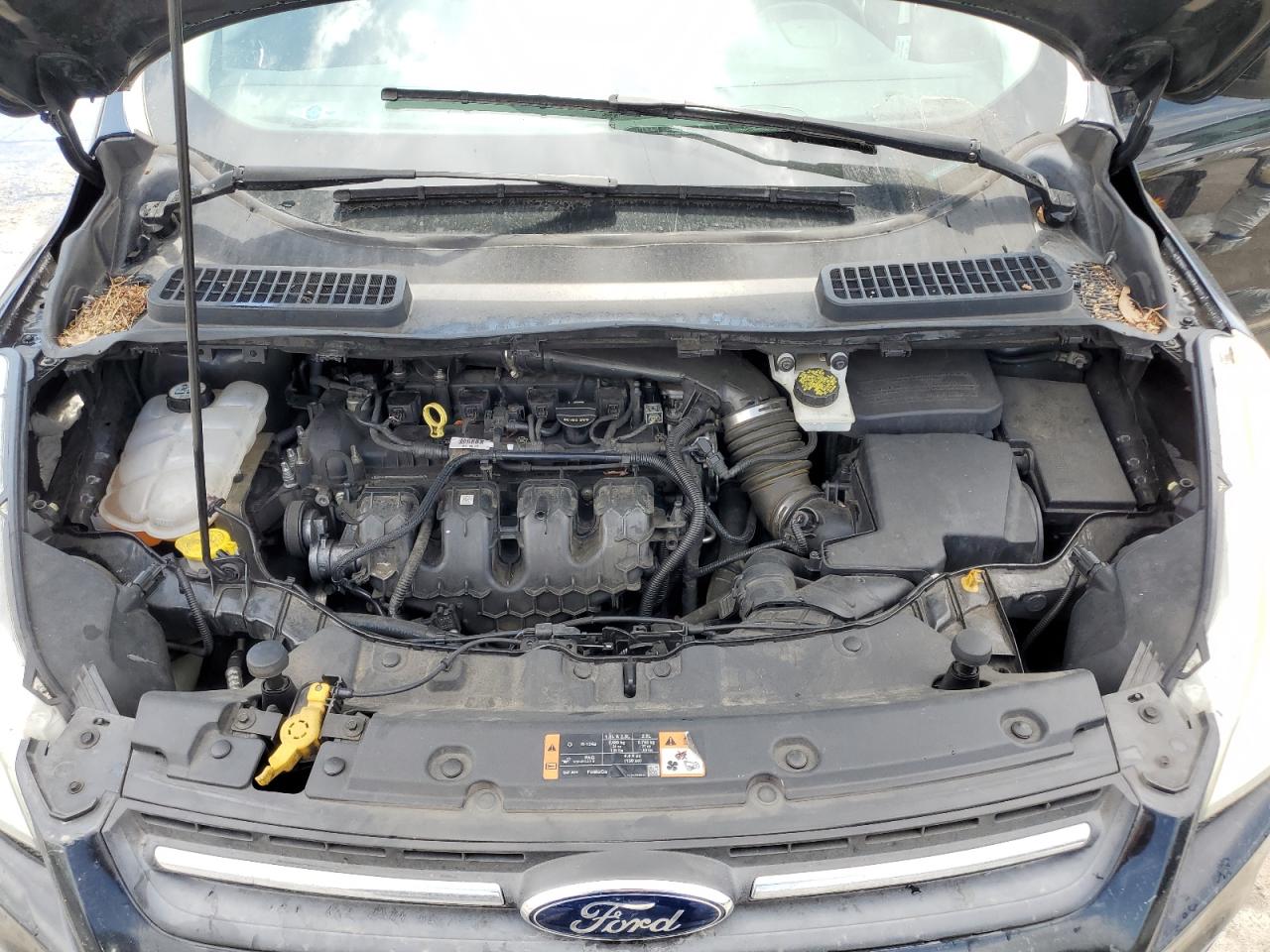 FORD ESCAPE SE