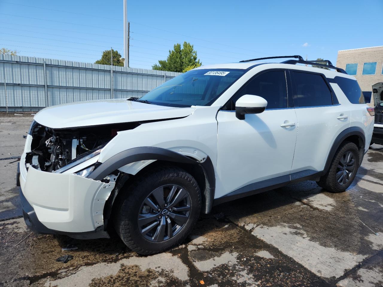 NISSAN PATHFINDER SV