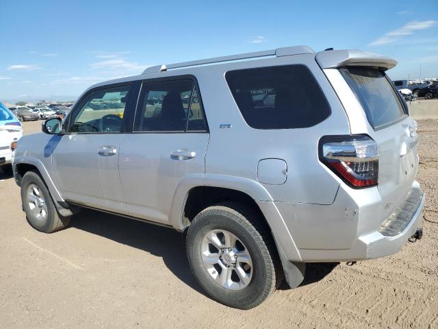 2018 TOYOTA 4RUNNER SR JTEBU5JRXJ5513652