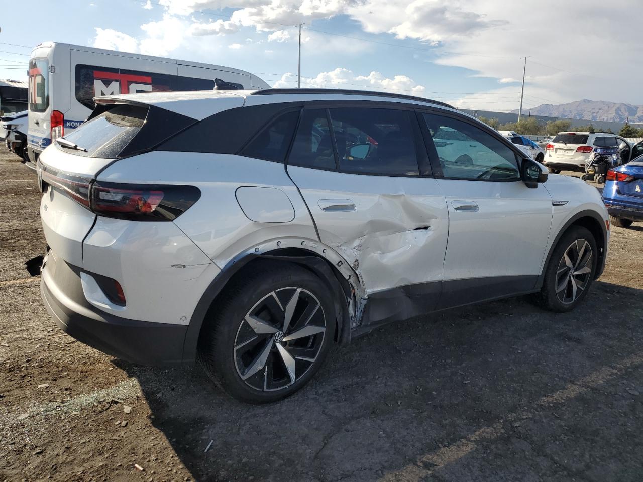 VOLKSWAGEN ID.4 PRO S