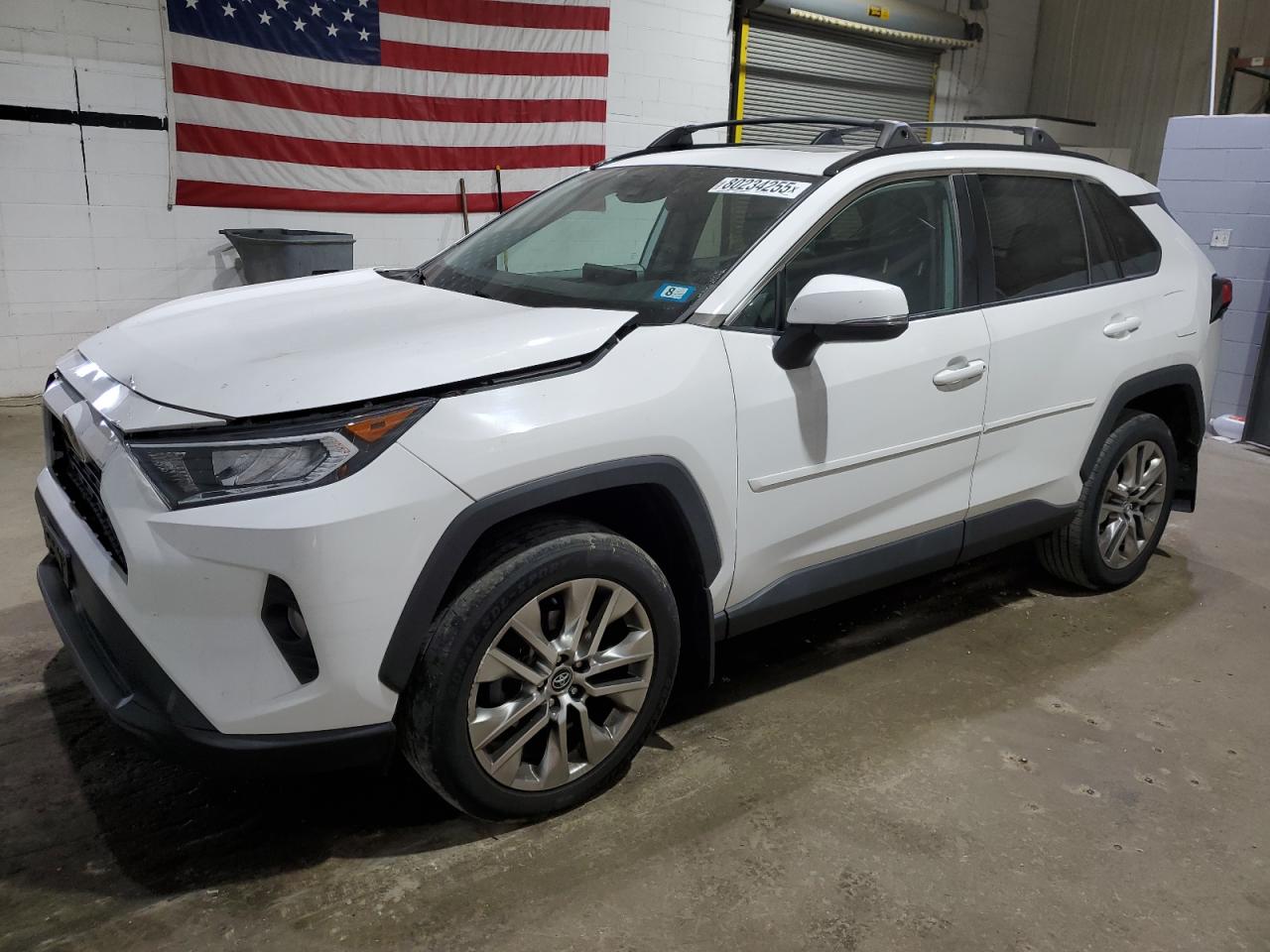 TOYOTA RAV4 XLE PREMIUM