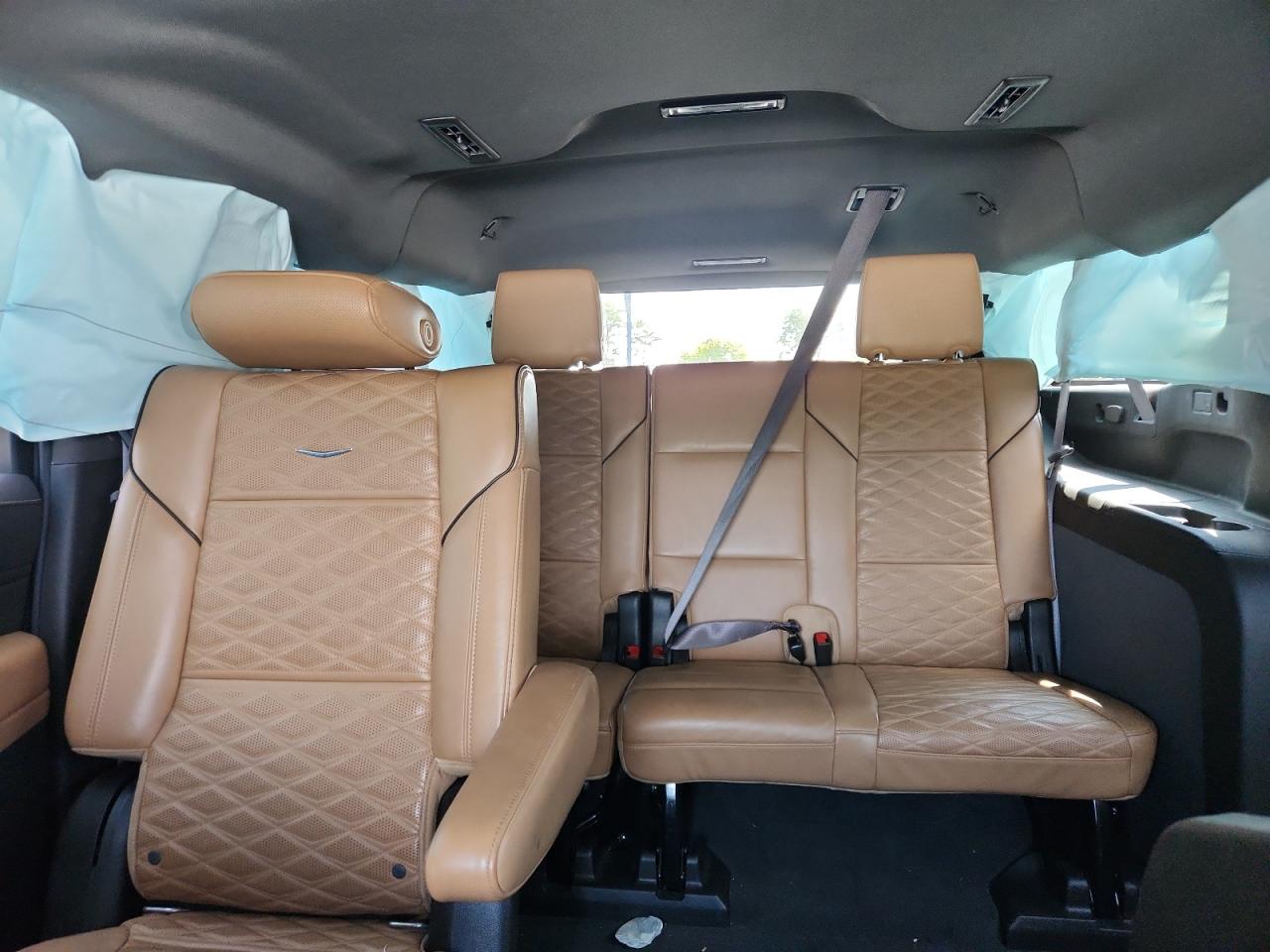 CADILLAC ESCALADE ESV PREMIUM LUXURY