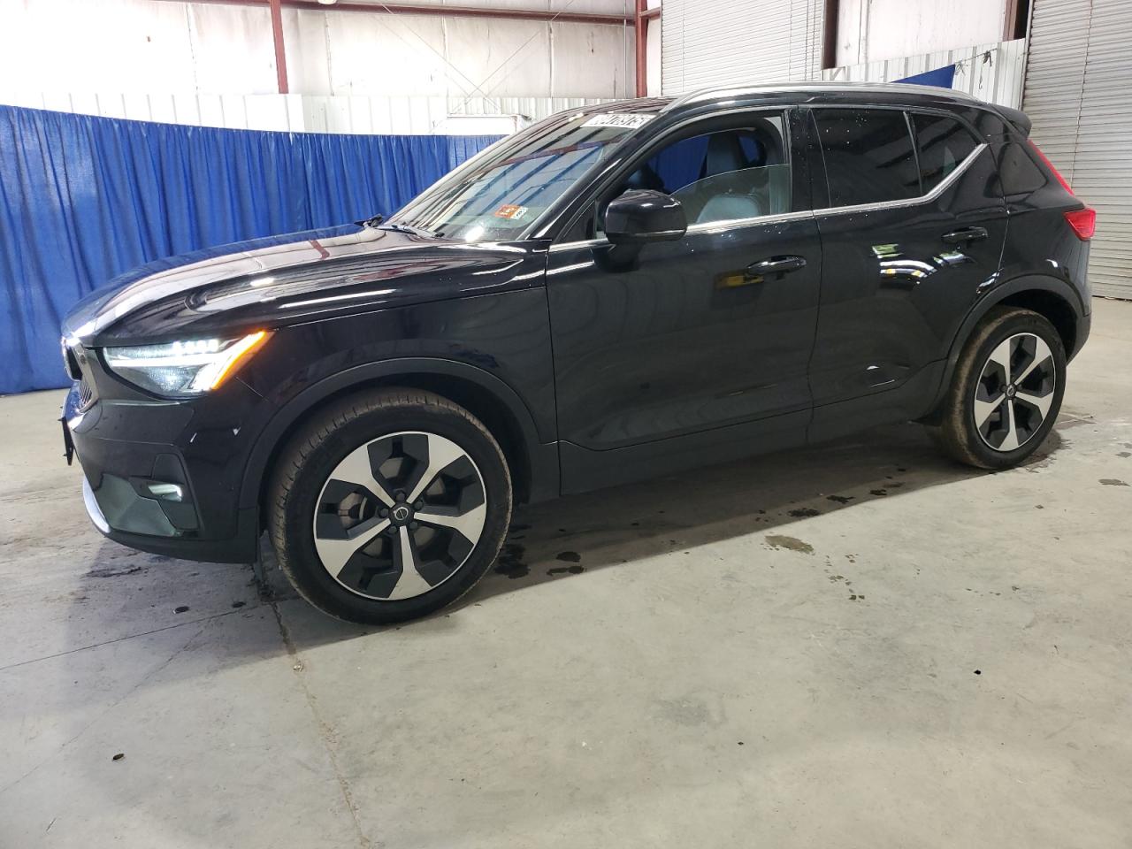 VOLVO XC40 PLUS