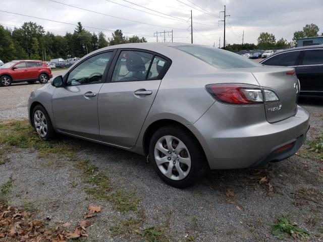 MAZD 3 I 2011 gray sedan 4d gas JM1BL1UG0B1383948 photo #4
