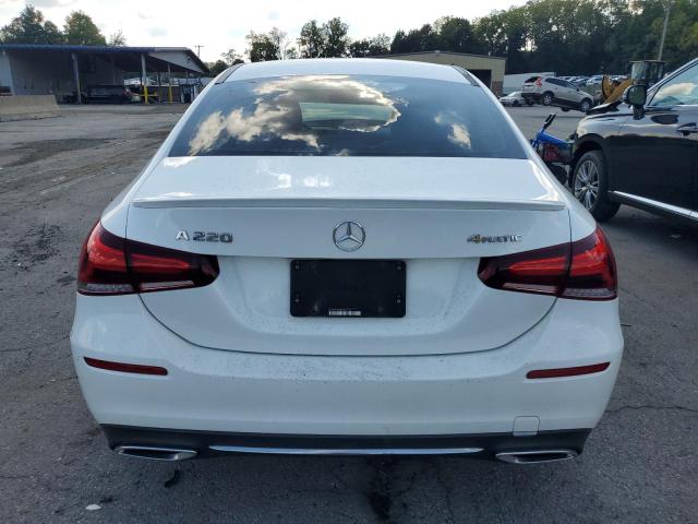 2019 MERCEDES-BENZ A 220 4MAT WDD3G4FBXKW004636