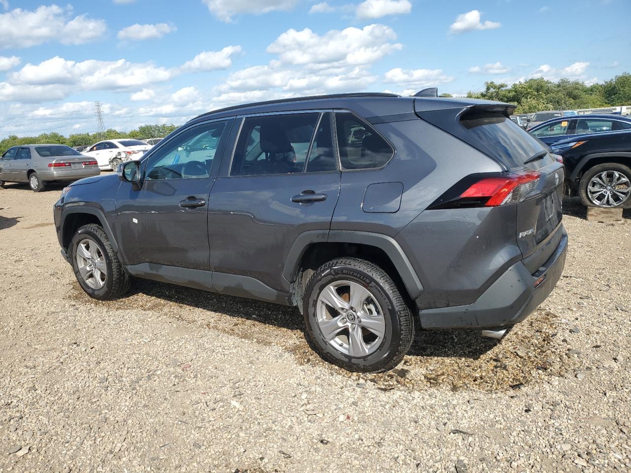 TOYOTA RAV4 XLE