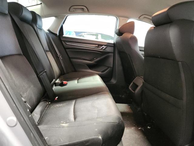 2018 HONDA ACCORD LX 1HGCV1F15JA143883