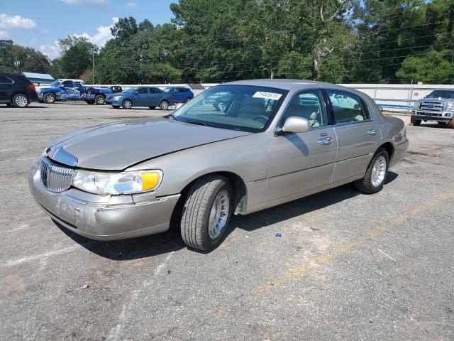 LINCOLN TOWN CAR E