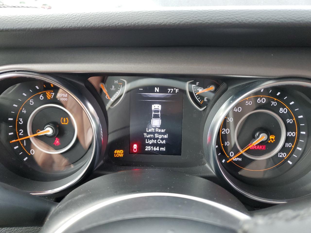 JEEP GLADIATOR SPORT