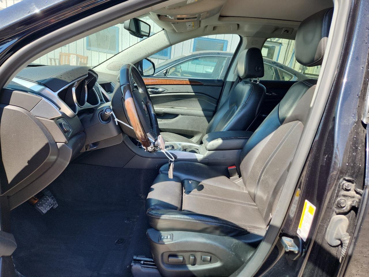 CADILLAC SRX LUXURY COLLECTION