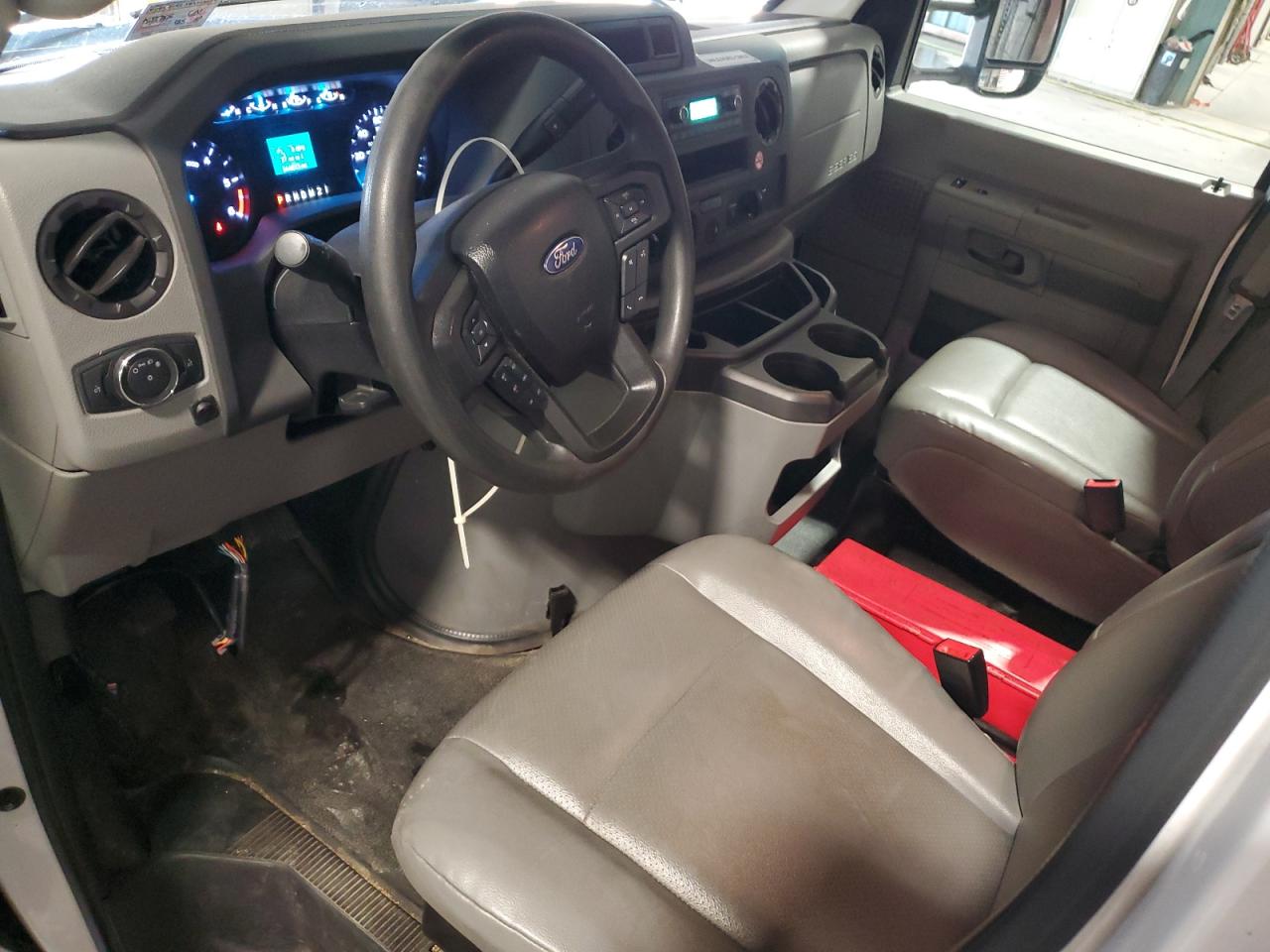 FORD ECONOLINE E350 SUPER DUTY CUTAWAY VAN