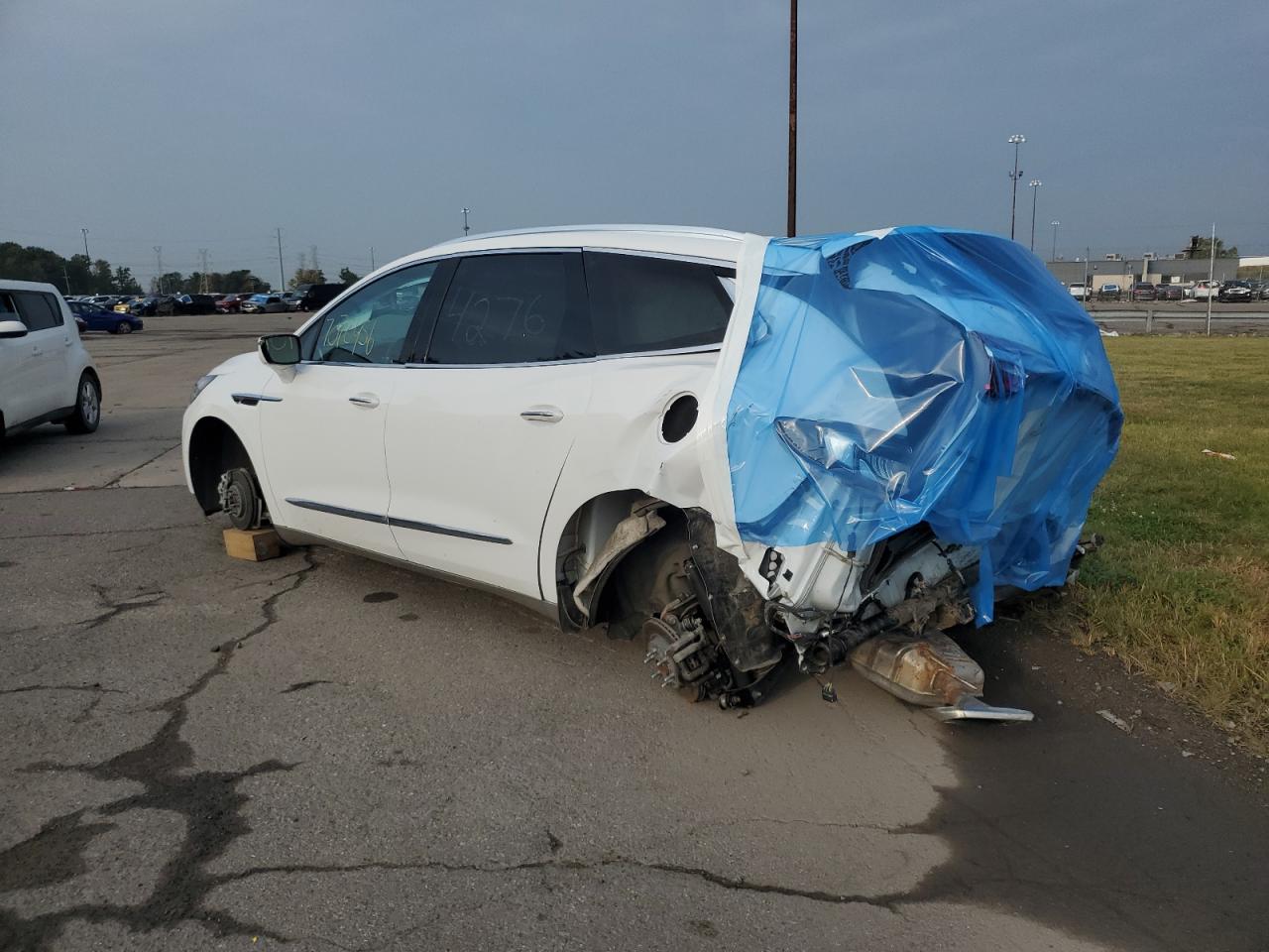 BUICK ENCLAVE ESSENCE