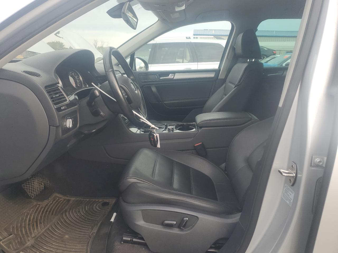 VOLKSWAGEN TOUAREG V6