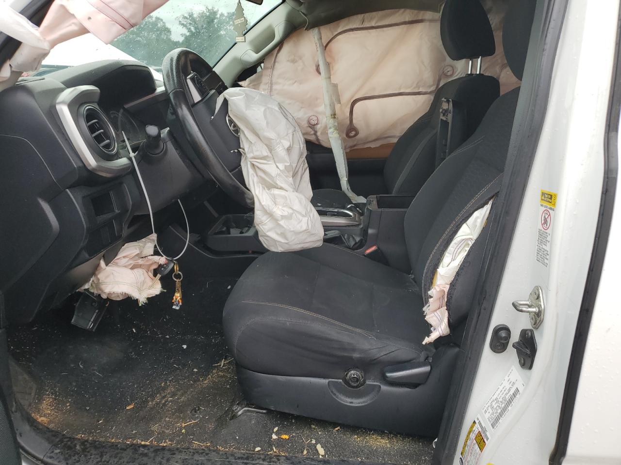 TOYOTA TACOMA ACCESS CAB