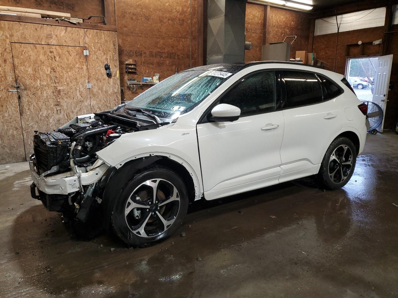 FORD ESCAPE ST LINE SELECT