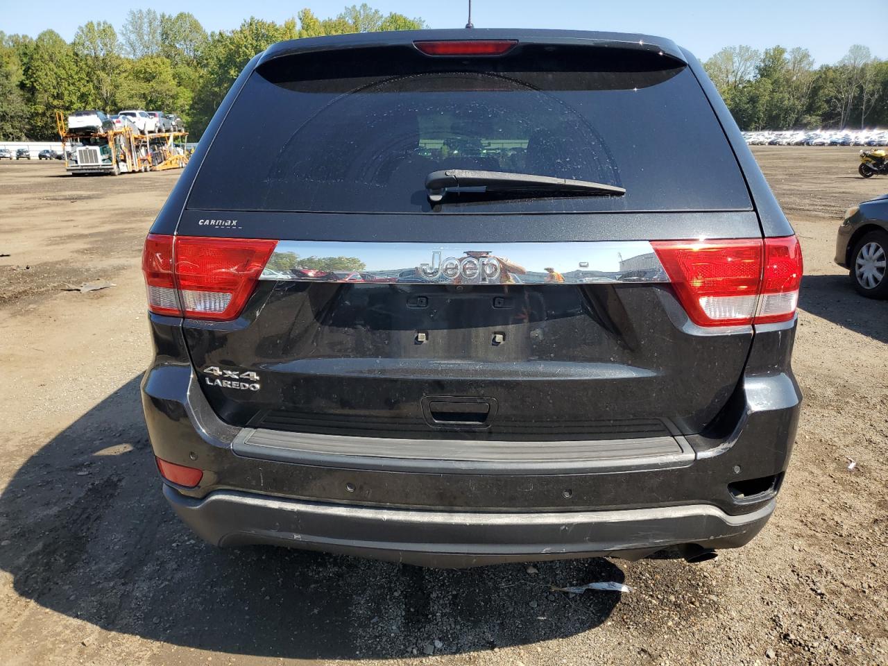 JEEP GRAND CHEROKEE LAREDO