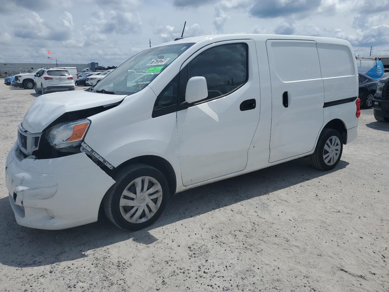 NISSAN NV200 2.5S