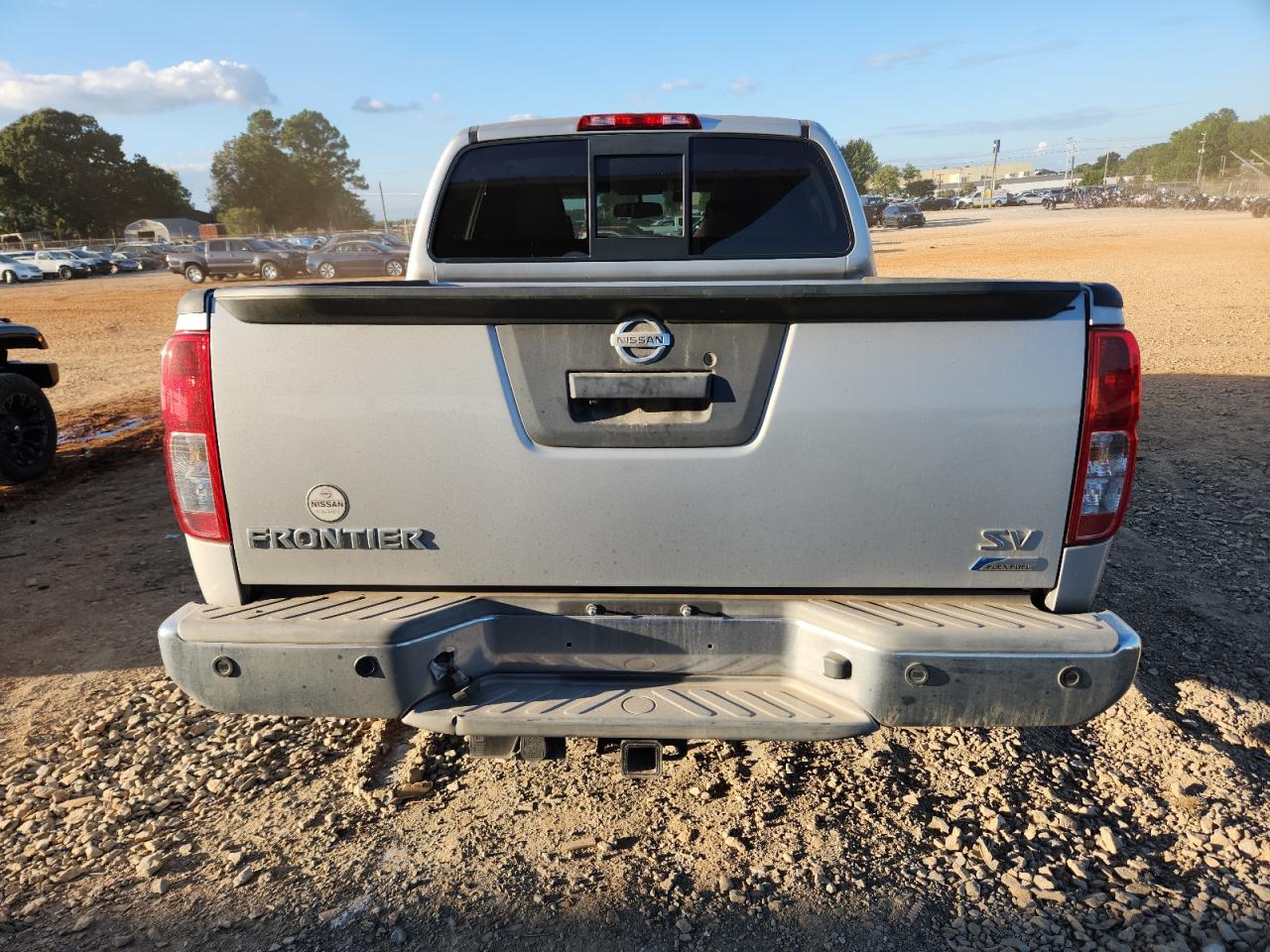 NISSAN FRONTIER S