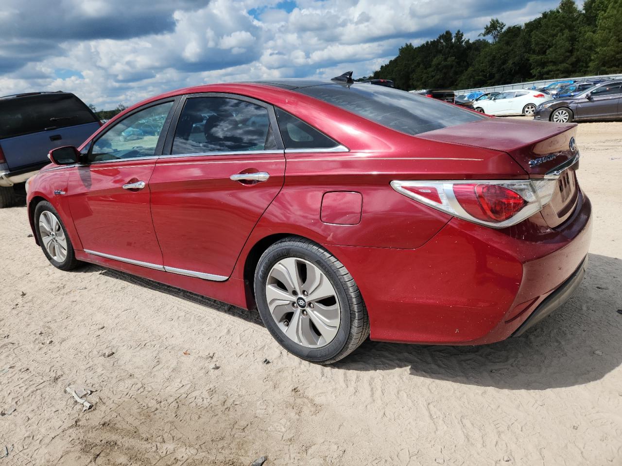 HYUNDAI SONATA HYBRID