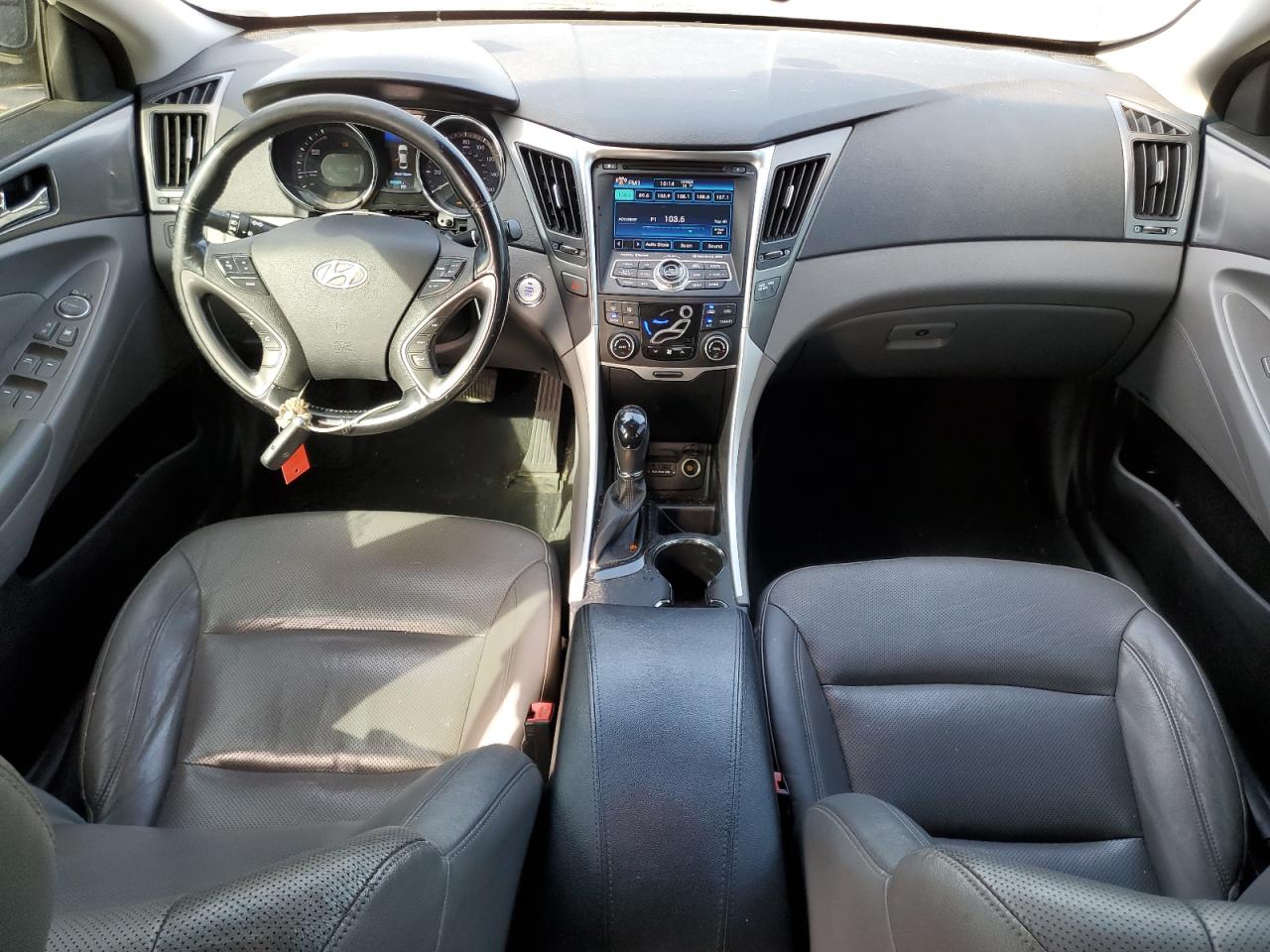 HYUNDAI SONATA HYBRID